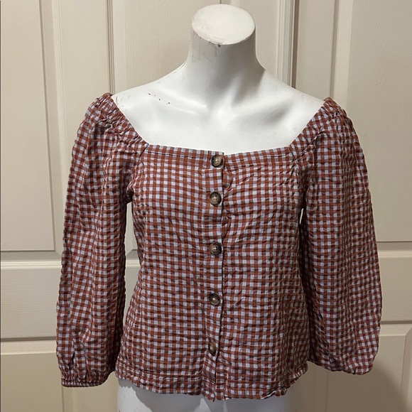 Madewell Off Shoulder Checkered Button-Up Blouse. Size 2 - Picture 2 of 9